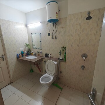 Bathroom in 3 BHK Builder Floor at Omicron 1a Greater Noida – for Rent