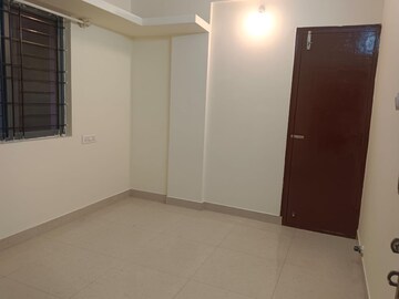 Room in 1 BHK Builder Floor at Park View Ejipura, Ejipura – for Rent