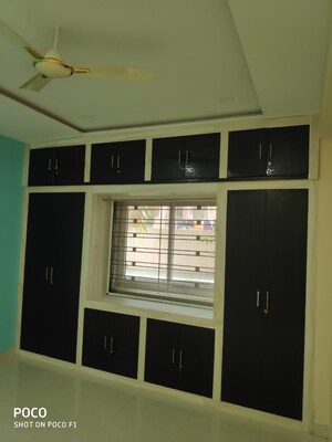 Room in 3 BHK Apartment at Banjara Hills – for Rent