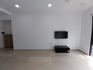 Room in 3 BHK Apartment at Lodha The Park, Worli – for Rent