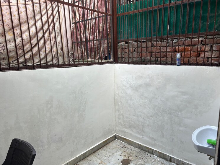 Balcony, alpha ii greater noida 2 Bedroom 1000 Sq.Ft. Independent House In Alpha Ii Greater Noida Greater Noida 9543982