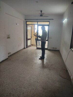 Room in 3 BHK Builder Floor at Ip Extension – for Sale