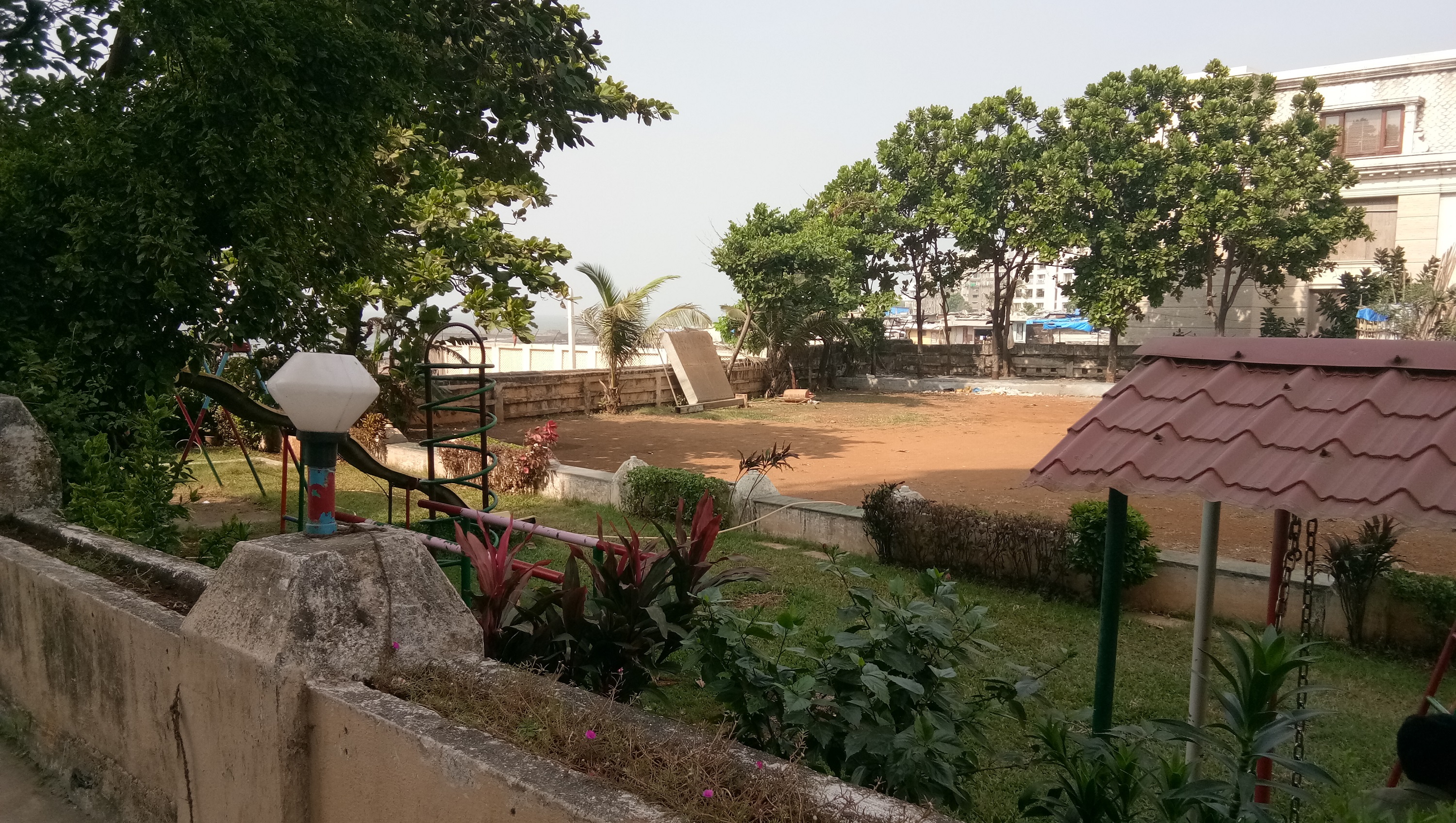 3 BHK + Servant Room Apartment For Rent in The View