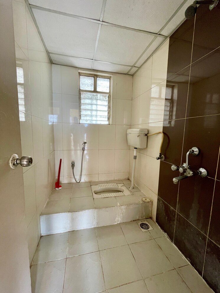 Bathroom, goel-ganga-amrut-ganga 2 Bedroom 1000 Sq.Ft. Apartment In Sinhagad Pune 9544347