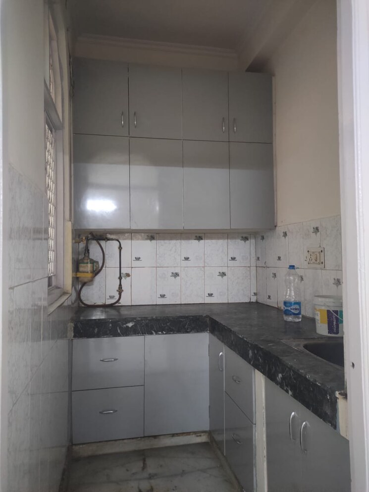Kitchen, vasundhara sector 2b 1.5 Bedroom 500 Sq.Ft. Builder Floor In Vasundhara Sector 2b Ghaziabad 9544411