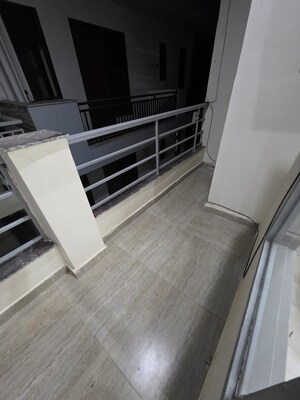 Staircase in 1 BHK Builder Floor at Sector 52 – for Rent