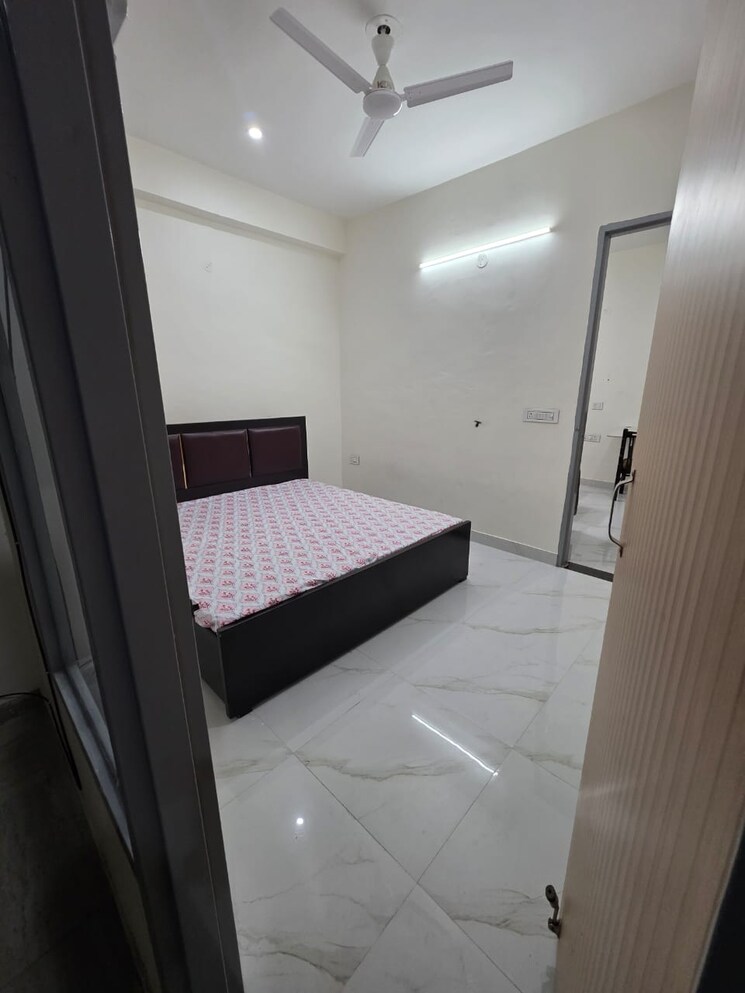 Master Bedroom, sector 52 1 Bedroom 650 Sq.Ft. Builder Floor In Sector 52 Gurgaon 9544343