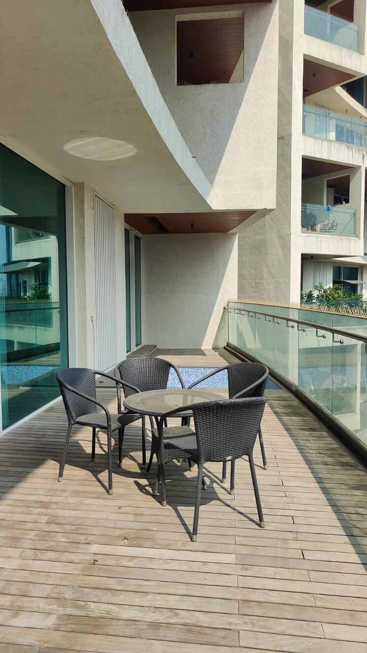 Balcony, avighna-one-avighna-park 3 Bedroom 2850 Sq.Ft. Apartment In Lower Parel Mumbai 9544326
