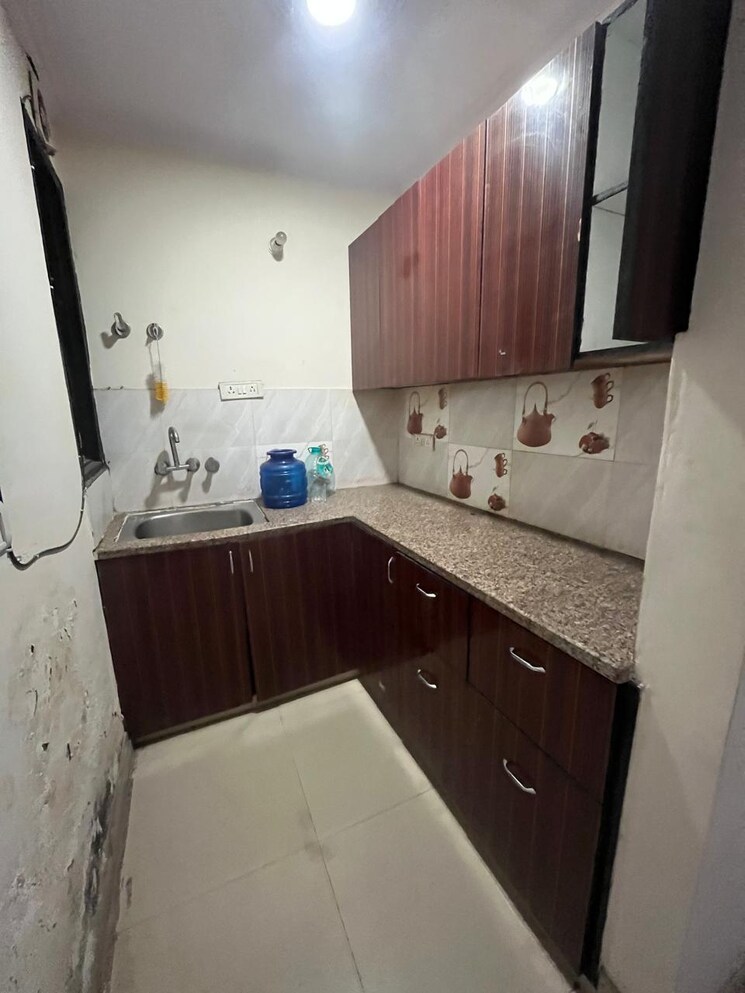Kitchen, saket 2 Bedroom 805 Sq.Ft. Builder Floor In Saket Delhi 9544460