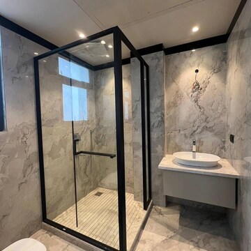 Bedroom in 4 BHK Builder Floor at Ansal Sushant Floors, Sushant Lok ii – for Sale