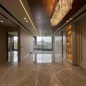 Room in 4 BHK Builder Floor at Ansal Sushant Floors, Sushant Lok ii – for Sale