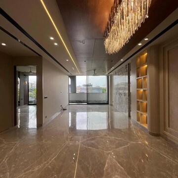 Room in 4 BHK Builder Floor at Ansal Sushant Floors, Sushant Lok ii – for Sale