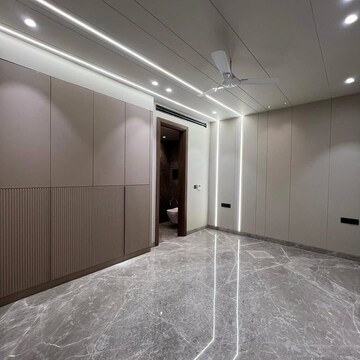 Room in 4 BHK Builder Floor at Ansal Sushant Floors, Sushant Lok ii – for Sale