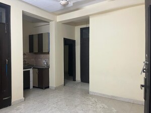 Room in 2 BHK Builder Floor at Saket – for Rent