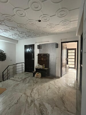 Room in 3 BHK Independent House at Palam Vihar – for Rent