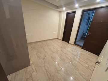 Room in 3 BHK Builder Floor at Chattarpur – for Rent