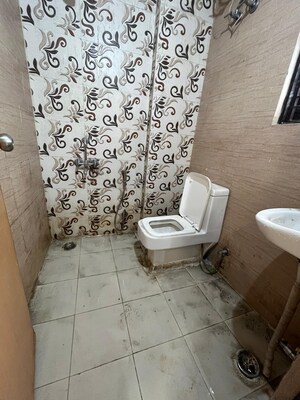 Bathroom in 1 RK Builder Floor at Ansal Sushant Lok I, Sector 43 – for Rent