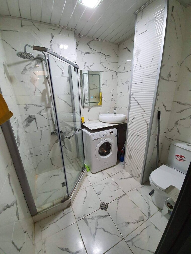 Bathroom, sector 16c greater noida 3 Bedroom 131 Sq.Ft. Builder Floor In Sector 16c Greater Noida Greater Noida 9544615