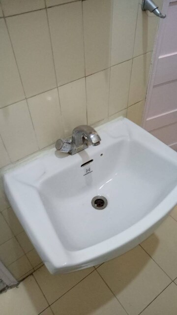 Bathroom in 1 BHK Apartment at Evening Glory, Chandivali – for Sale