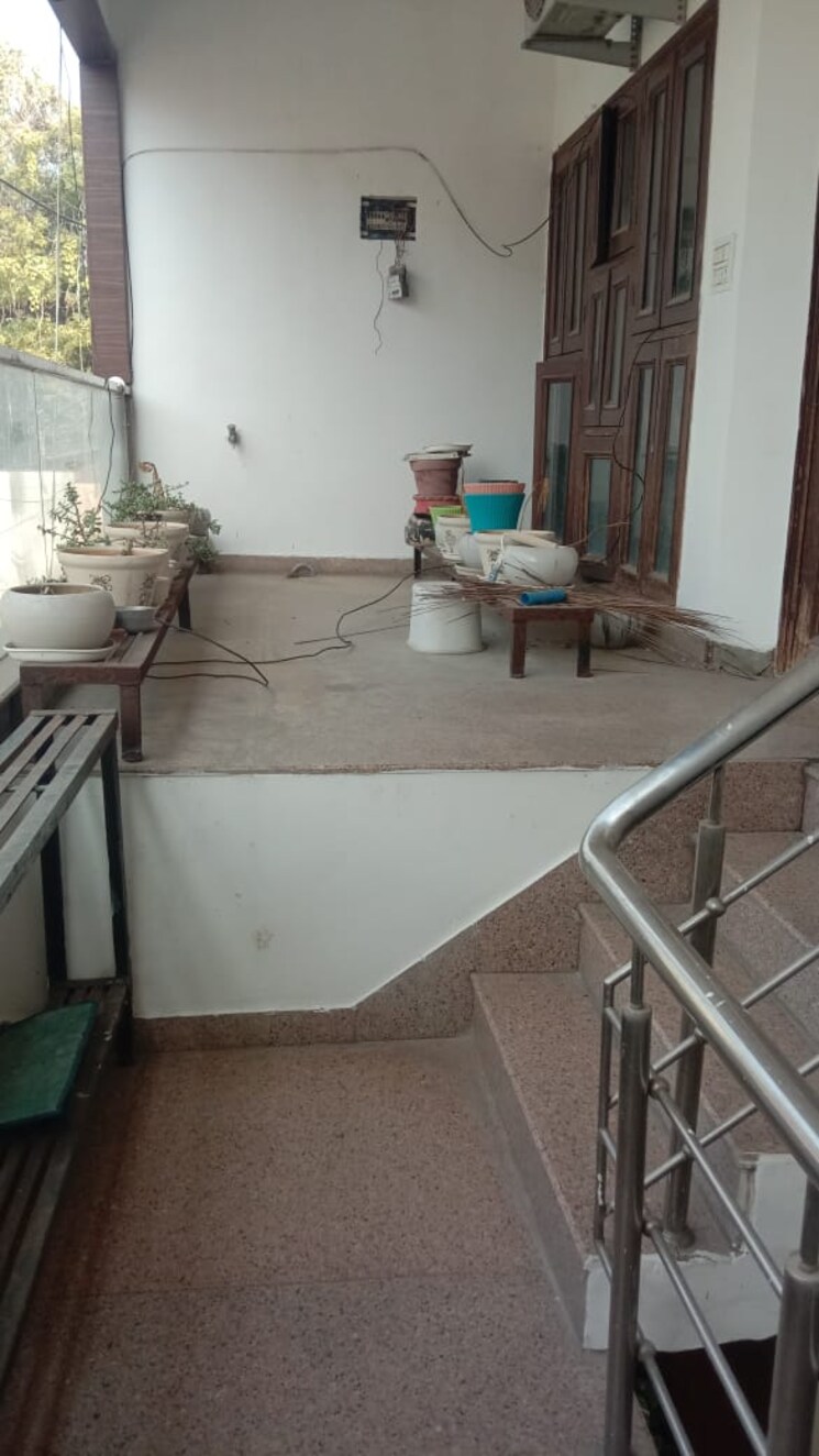 undefined, raj nagar raj kunj 6+ Bedroom 165 Sq.Yd. Independent House In Raj Nagar Raj Kunj Ghaziabad 9544822