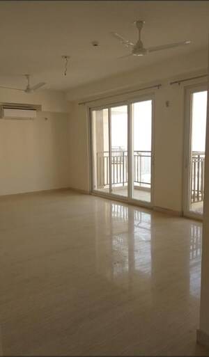 3.5 BHK Apartment For Rent in Conscient Heritage Max, Sector 102