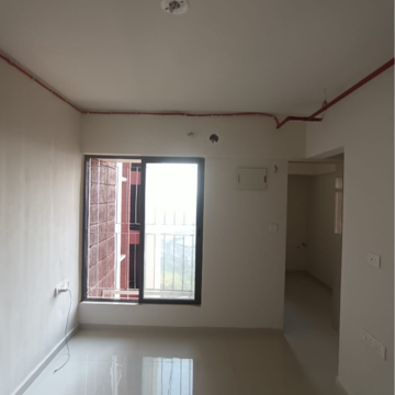Room in 1 BHK Apartment at Dosti Greater Thane, Purna – for Rent