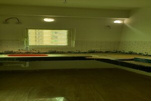 Parking in 2 BHK Builder Floor at Sector 73 – for Sale