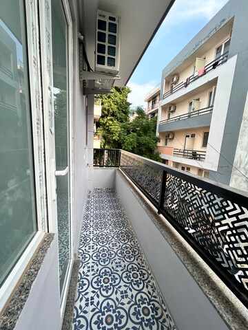 Balcony in 1 BHK Builder Floor at Sector 55 – for Rent