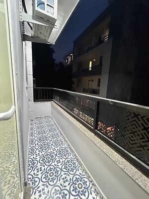 Balcony in 1 RK Builder Floor at Sector 24 – for Rent