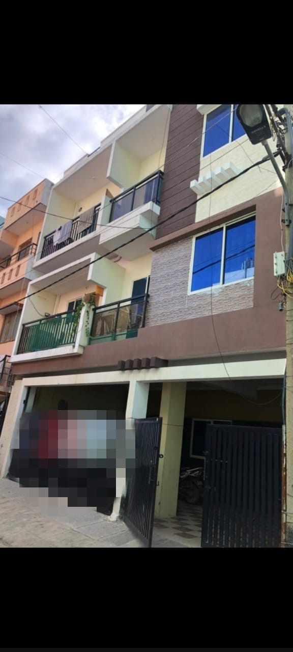 6+ BHK Builder Floor For Sale in Falcon Vision Estate Agen