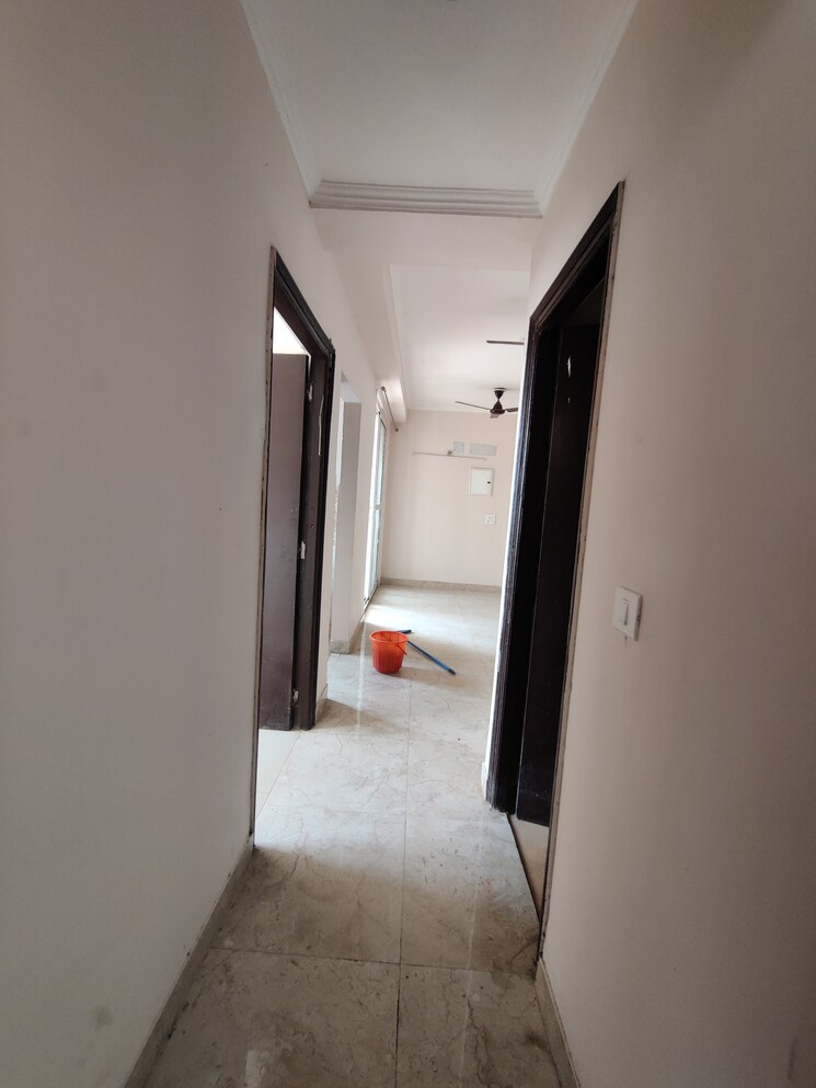 undefined, amrapali-golf-homes 2.5 Bedroom 945 Sq.Ft. Apartment In Sector 4 Greater Noida Greater Noida 9544948