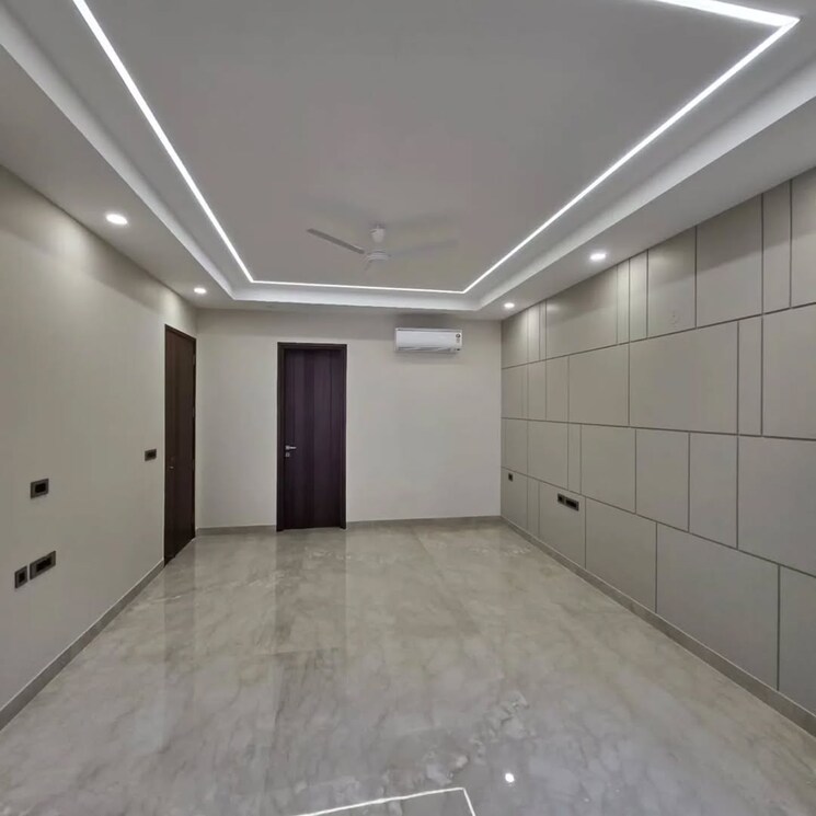 Room, baani-city-center 5 Bedroom 418 Sq.Yd. Builder Floor In Sector 63 Gurgaon 9544991