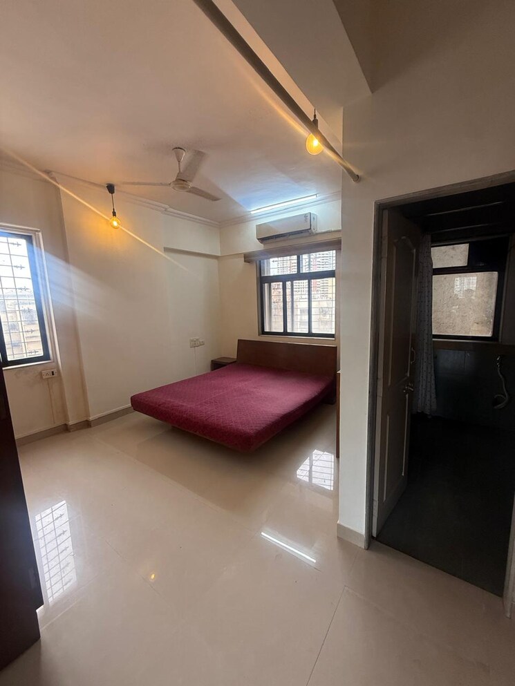 Living Room, meera-chs 4 Bedroom 1800 Sq.Ft. Apartment In Andheri West Mumbai 9544962