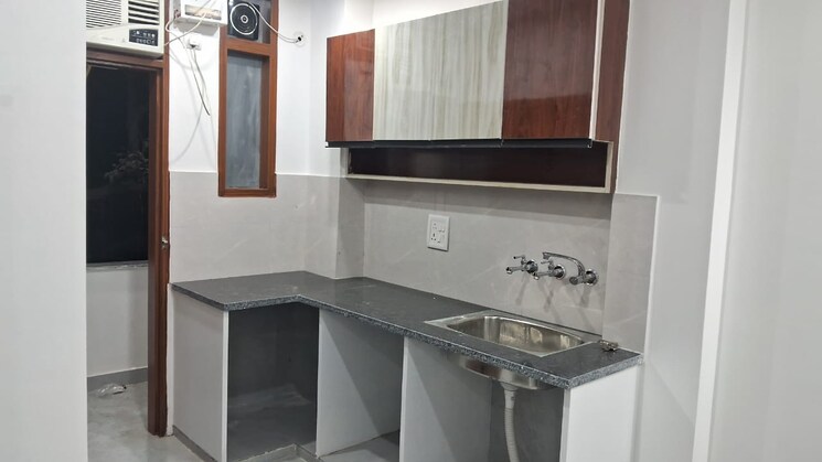 Kitchen, sector 24 1 RK 350 Sq.Ft. Builder Floor In Sector 24 Gurgaon 9545068