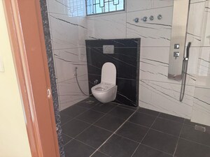 Attached Bathroom in 3 BHK Apartment at Shiva krupa Apartments Basaveshwara Nagar, Basaveshwara Nagar – for Sale