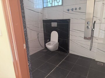 Attached Bathroom in 3 BHK Apartment at Shiva krupa Apartments Basaveshwara Nagar, Basaveshwara Nagar – for Sale