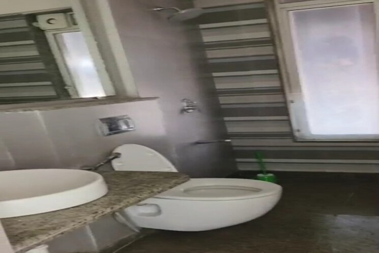 Bathroom, kalpataru-crest 3 Bedroom 989 Sq.Ft. Apartment In Bhandup West Mumbai 9545175