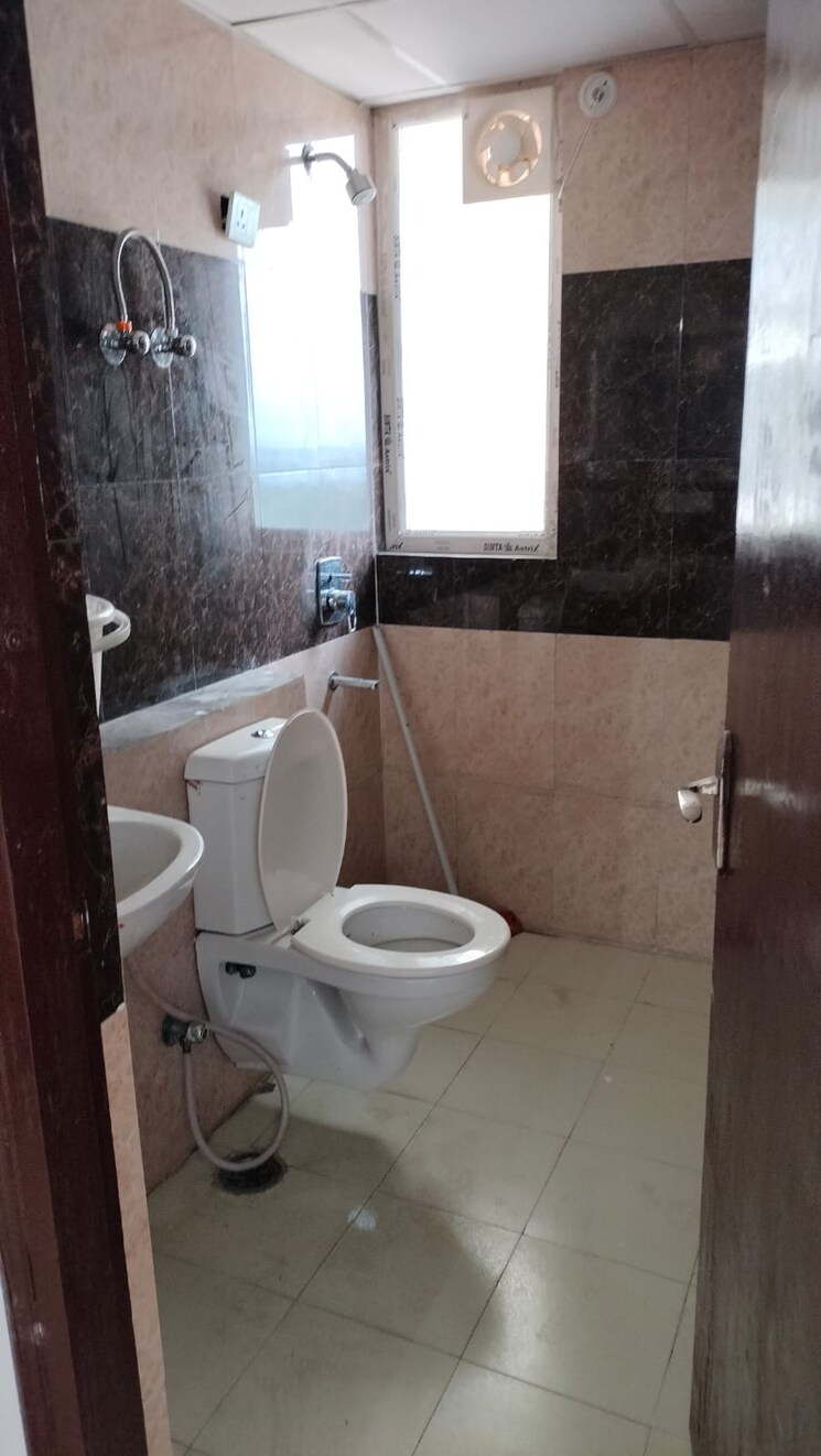 Bathroom, sector 24 2 Bedroom 1360 Sq.Ft. Apartment In Sector 24 Dharuhera 9545263