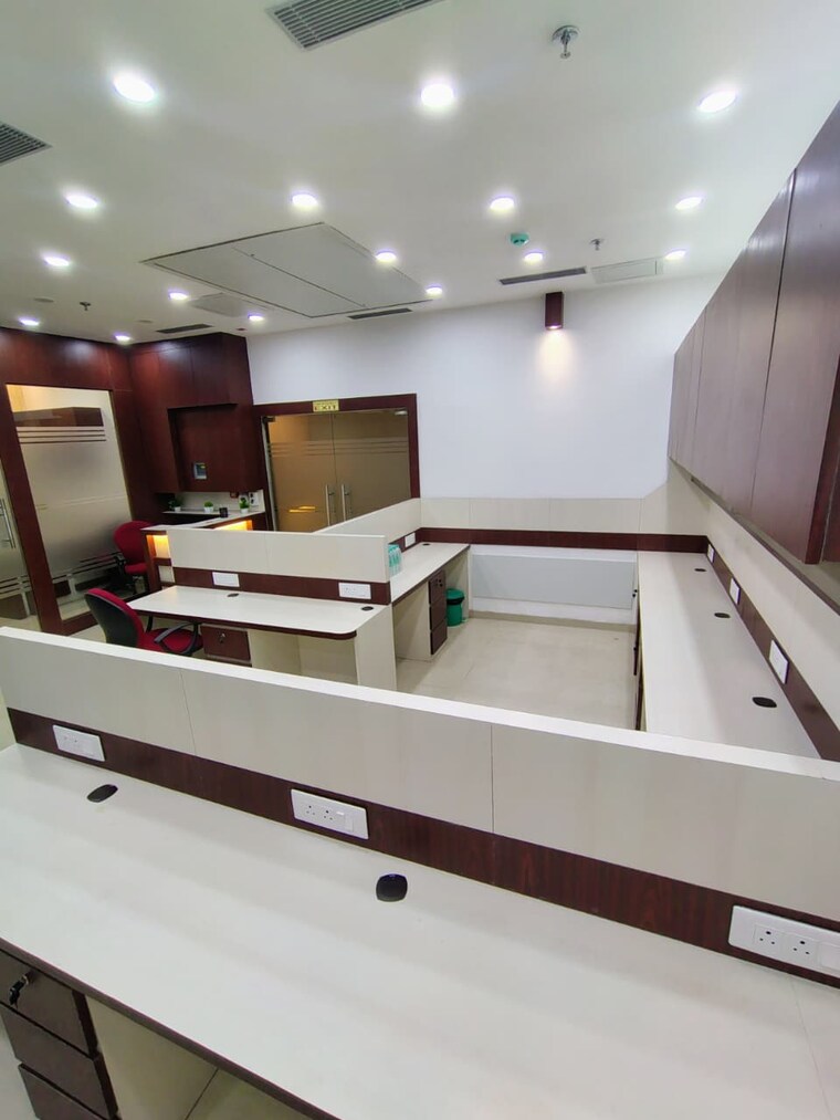 Team Area, mani-casadona Commercial Office Space 1100 Sq.Ft. In New Town Kolkata 9545210