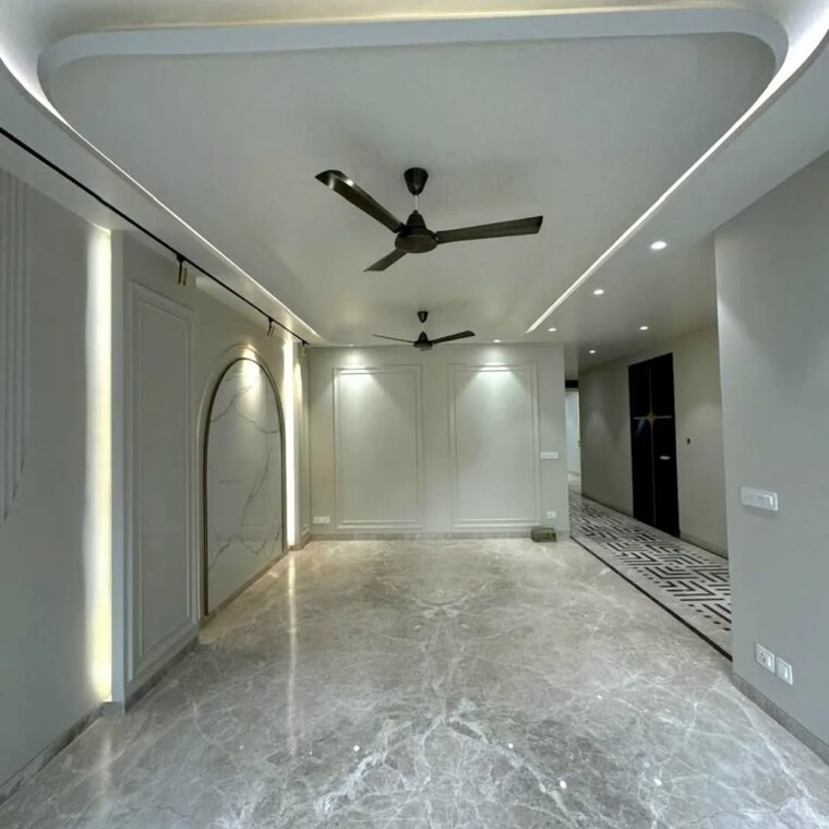 undefined, shishta-city-centre-92 4 Bedroom 299 Sq.Yd. Builder Floor In Sector 92 Gurgaon 9545309