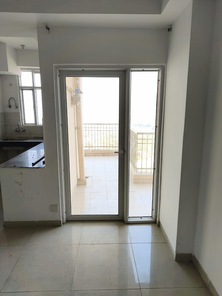 Room, ajnara-homes 2.5 Bedroom 1085 Sq.Ft. Apartment In Sector 16b Greater Noida Greater Noida 9545399