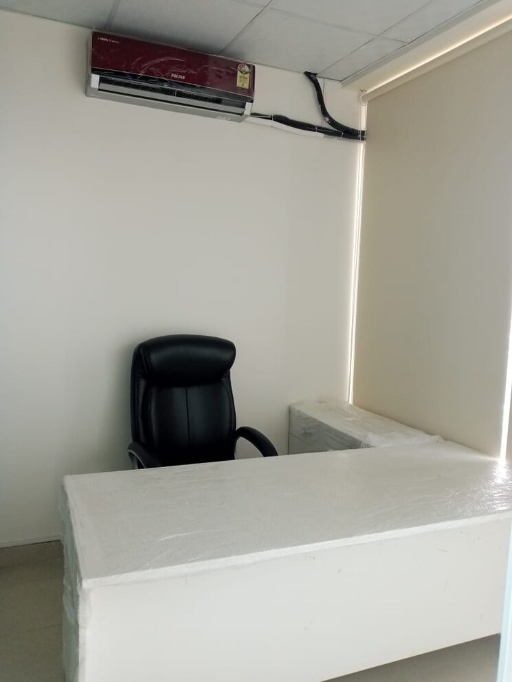 undefined, gaur-city-center Commercial Office Space 483 Sq.Ft. In Sector 4 Greater Noida Greater Noida 9545349
