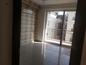 Room in 3.5 BHK Apartment at Barnala Green Lotus Avenue, Ambala Highway – for Rent