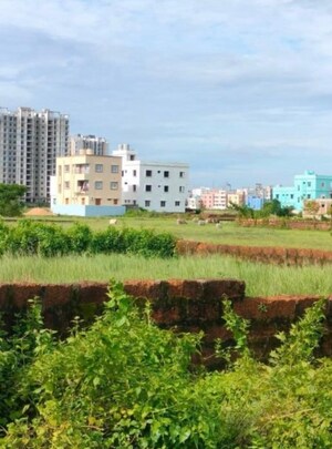  Plot For Sale in Tata Ariana, Kalinga Vihar