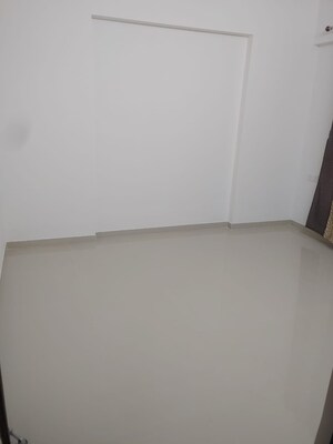 Room in 2 BHK Apartment at Whispering Winds Phase 1, Baner – for Rent