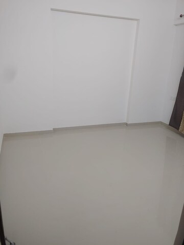 Room in 2 BHK Apartment at Whispering Winds Phase 1, Baner – for Rent