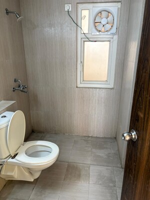 Bathroom in 3 BHK Apartment at Strategic Royal Court, Sector 16 Greater Noida – for Rent