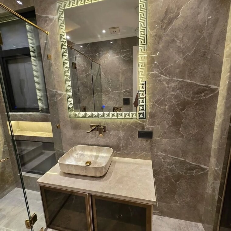 Bathroom, wave-city-center 4 Bedroom 251 Sq.Yd. Builder Floor In Sector 32 Noida 9545445