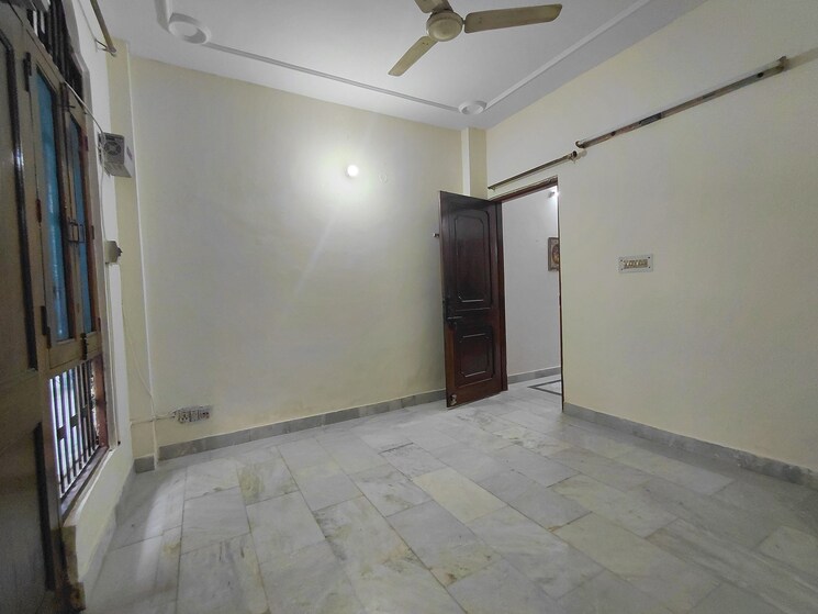 Room, janakpuri 2 Bedroom 794 Sq.Ft. Builder Floor In Janakpuri Delhi 9546001