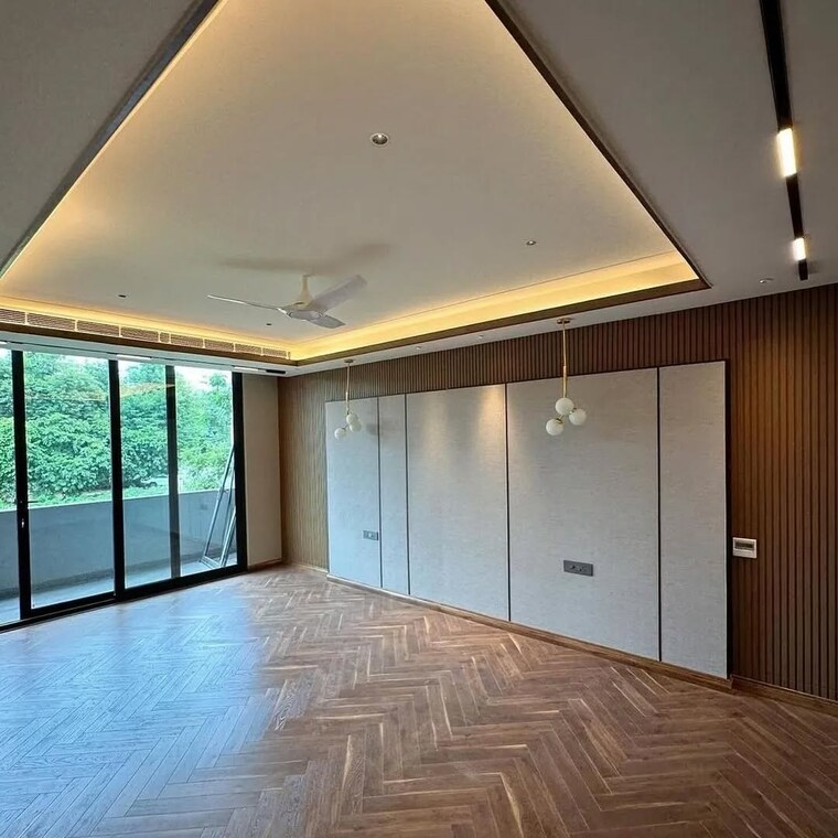 Room, laxmi-garden-gurgaon 5 Bedroom 700 Sq.Yd. Builder Floor In Sector 10a Gurgaon 9545656